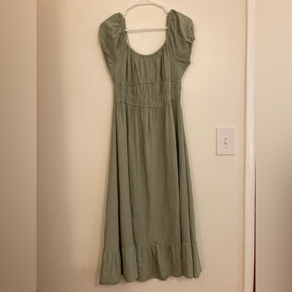 NWT Sage Maxi Puff Sleeves